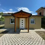 Cozy Wooden House Villa