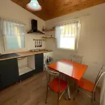 Villa Cozy Wooden House Durrës