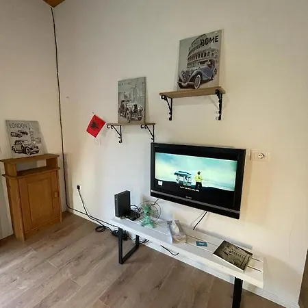 Cozy Wooden House Villa Durres