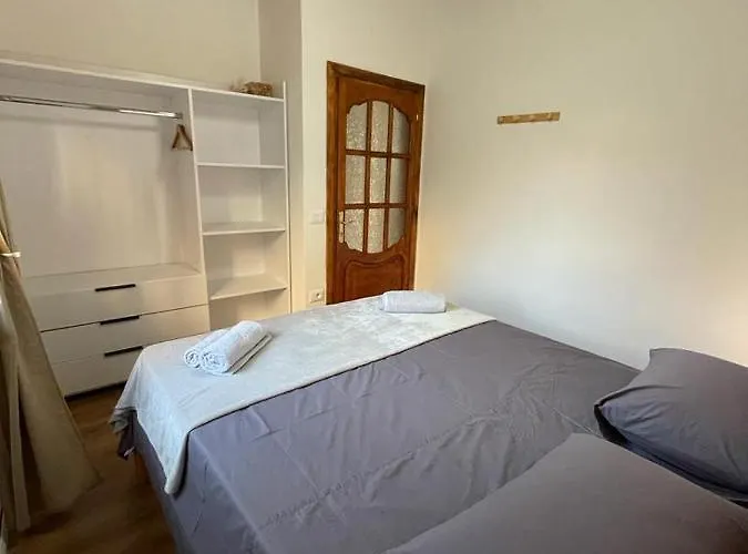 Cozy Wooden House Durrës