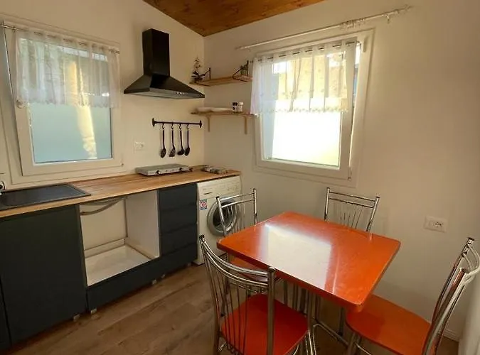 Villa Cozy Wooden House Durrës